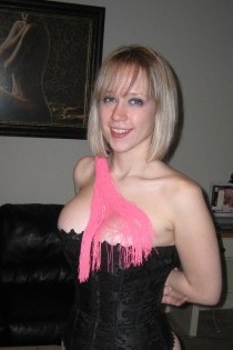 , 20  female escort, telford